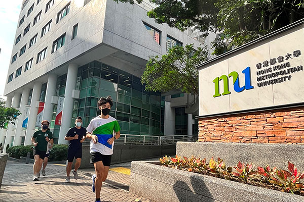 香港人眼中香港都会大学怎么样
